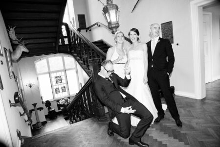 yeah trauzeugenfoto im schloss